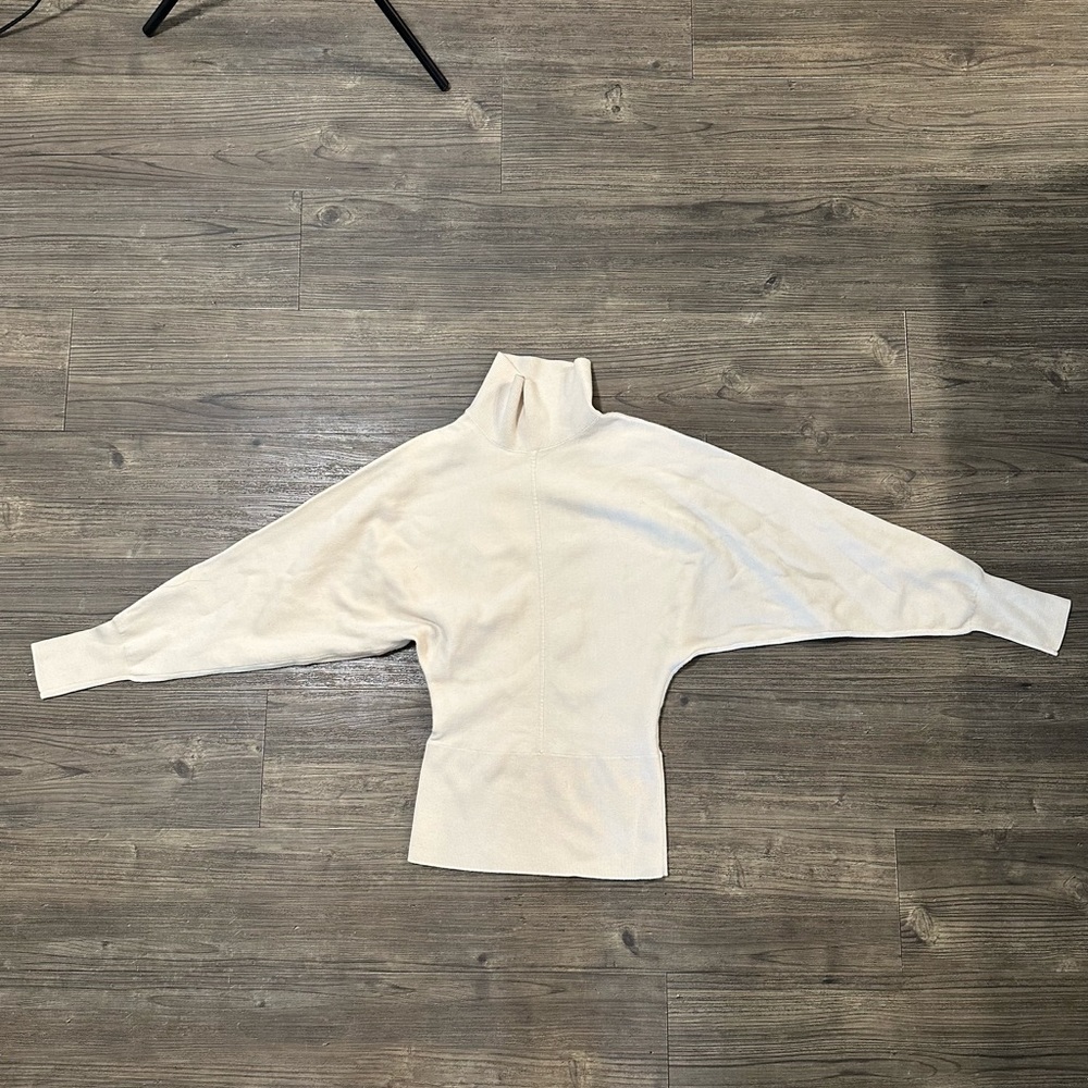 COS beautiful white turtleneck